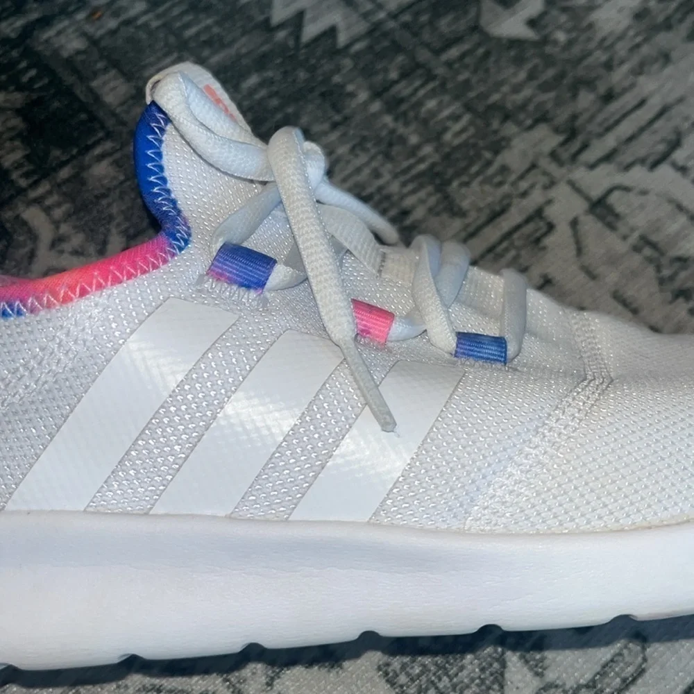 Adidas women’s CLOUDFOAM PURE 2.0 WHITE ACID RED size 9.5